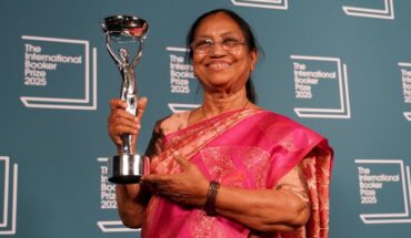 Banu Mushtaq holding the 2025 International Booker Prize trophy